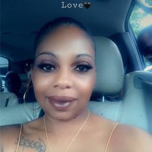 Meet your Posher, Robyn